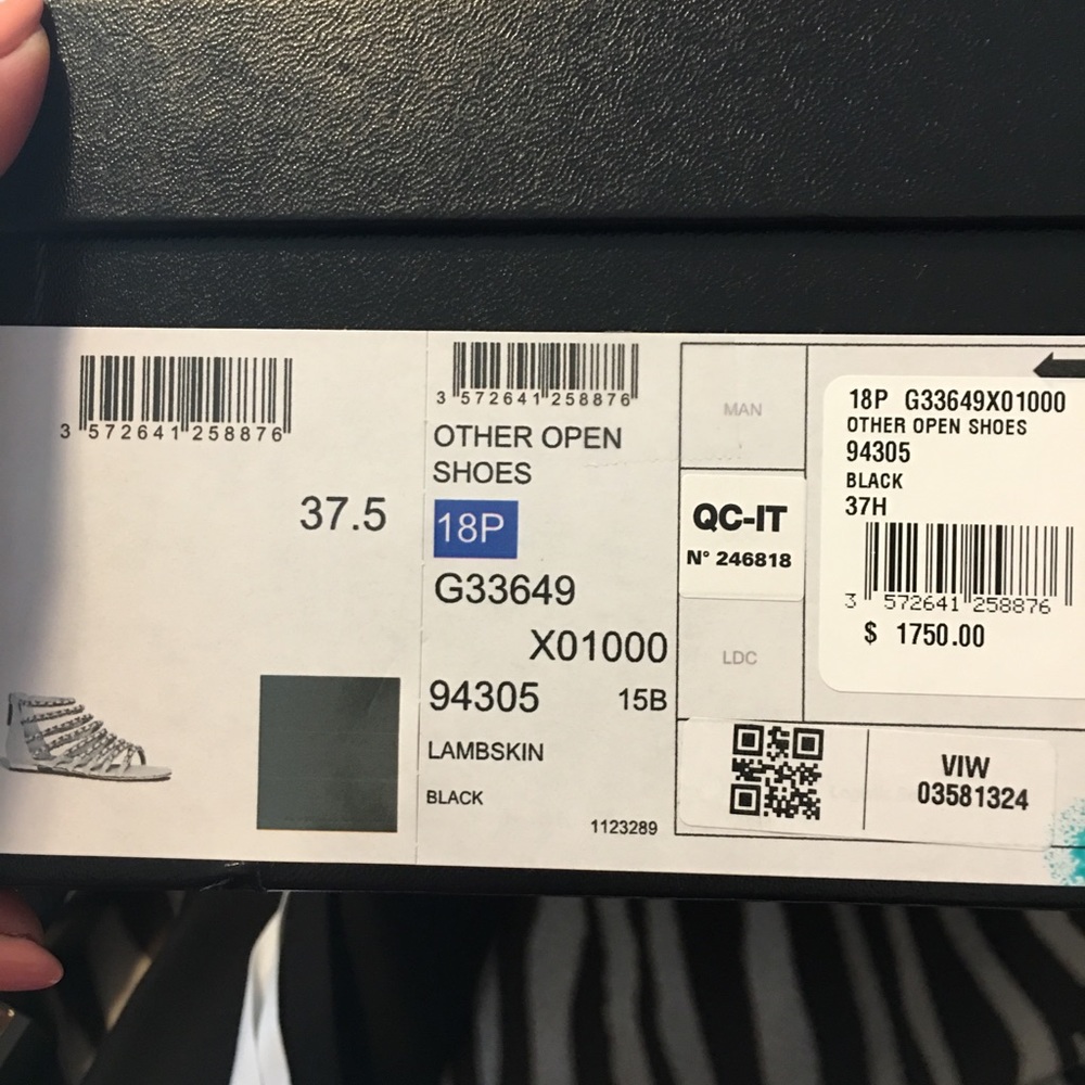 CHANEL luxury women’s gold embroidered shoes 37.5 - Picture 5 of 9